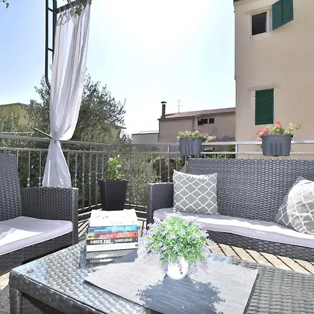 Apartments Barba Tucepi Exterior photo